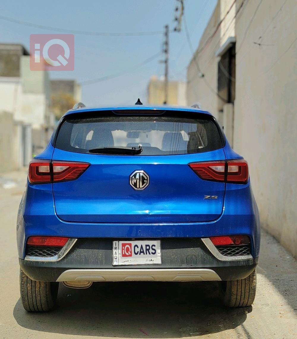 ام جي ZS